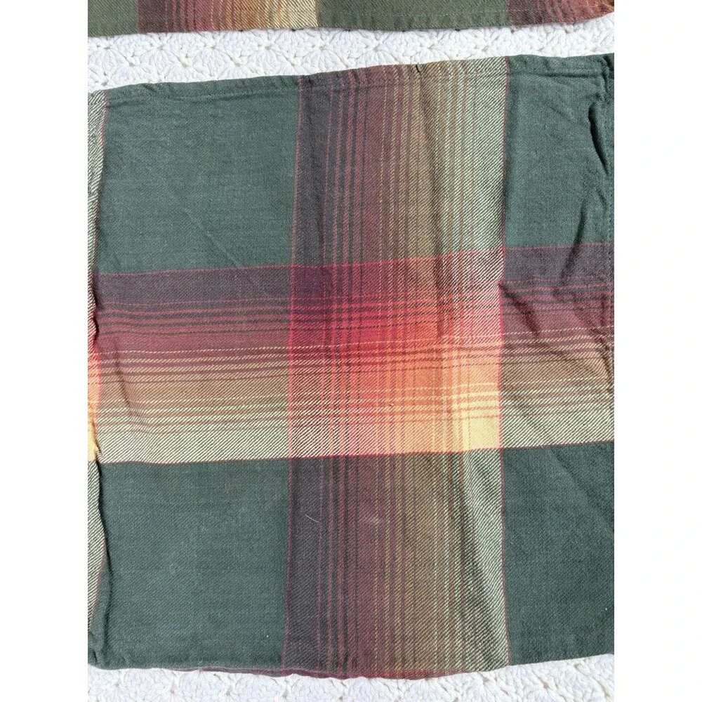 Unbranded plaid cloth